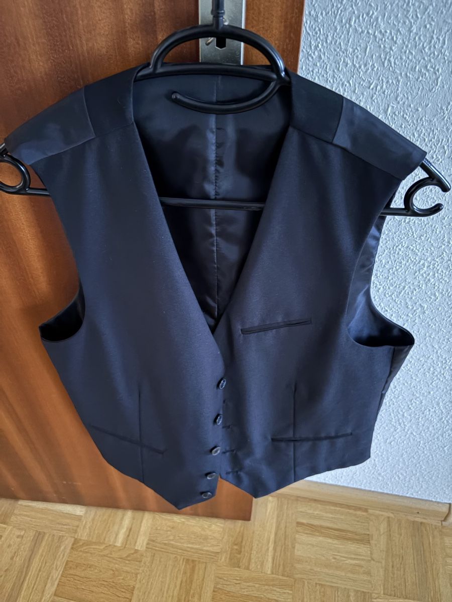 Hemden: Hemd mit Gilet, Gr. M – Gebraucht aus Therwil von Blume814 2