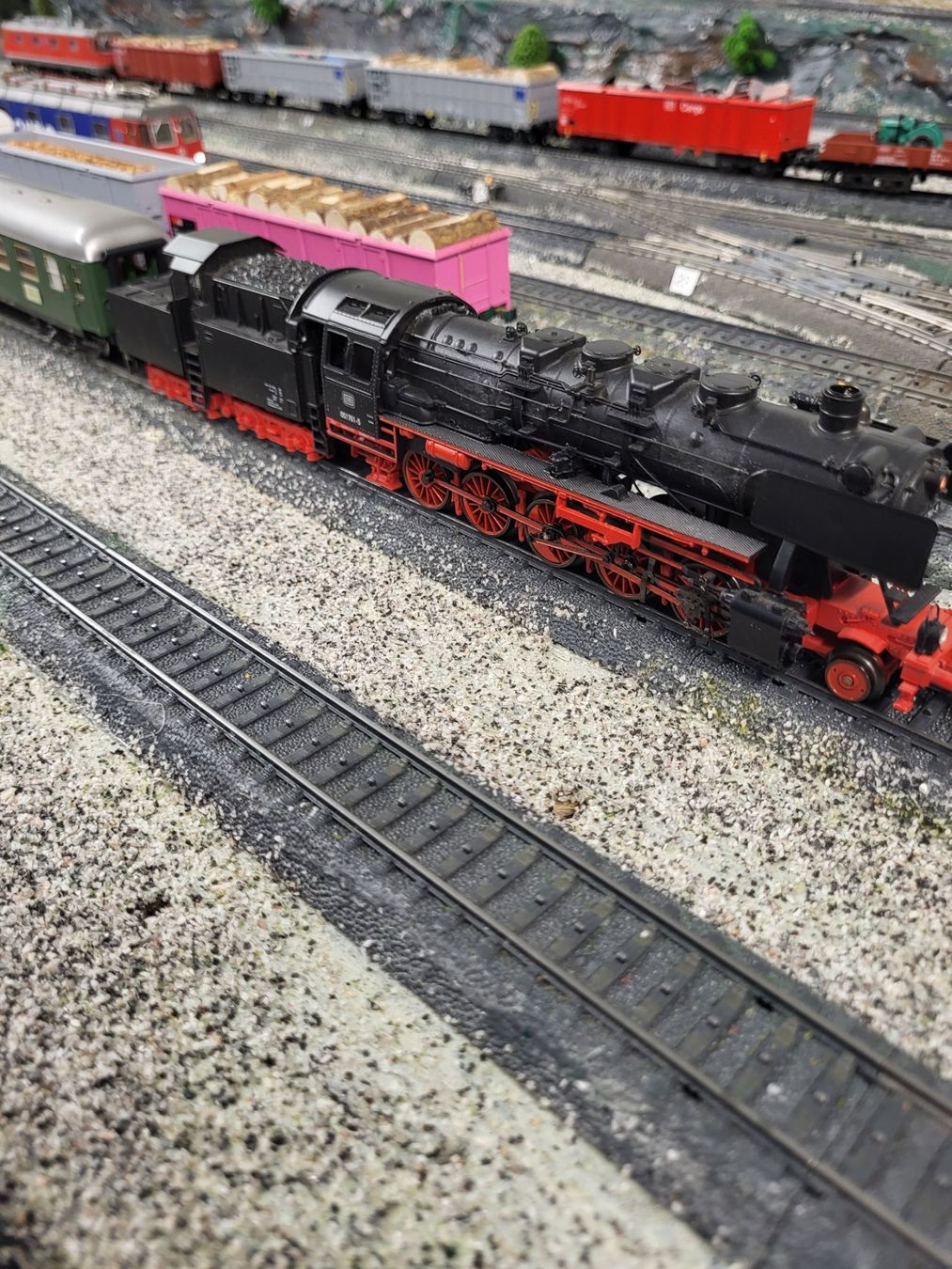 Märklin Modelleisenbahnen: Dampflok Digital mit 4 Wagen – Gebraucht aus Andelfingen von Flippi64 1