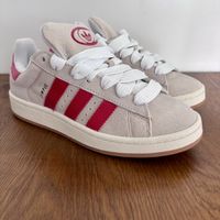 Adidas Camper in Weiss