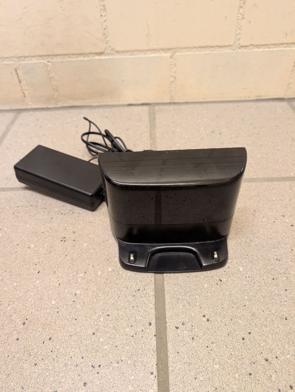 Samsung Aspirapolveri & Accessori: Saugroboter Samsung VR7000, CycloneForce, mit Ladestation – Usato da Obfelden venduto da jergo 5