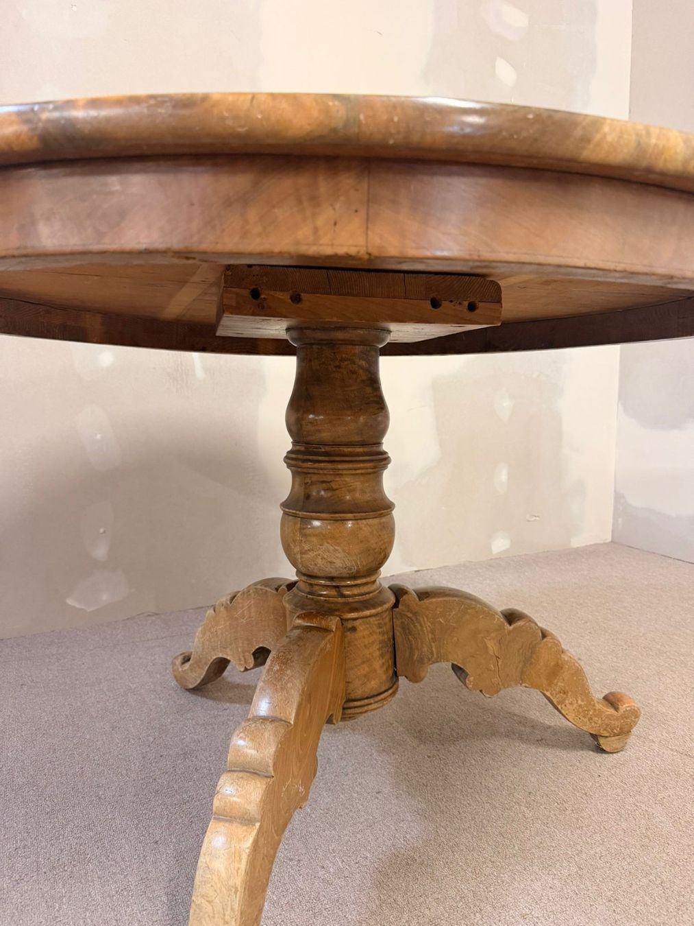 Tavoli: Antiker Biedermeier Esstisch Louis Philippe Sternmuster – Usato da Rickenbach ZH venduto da Der-Insider 8