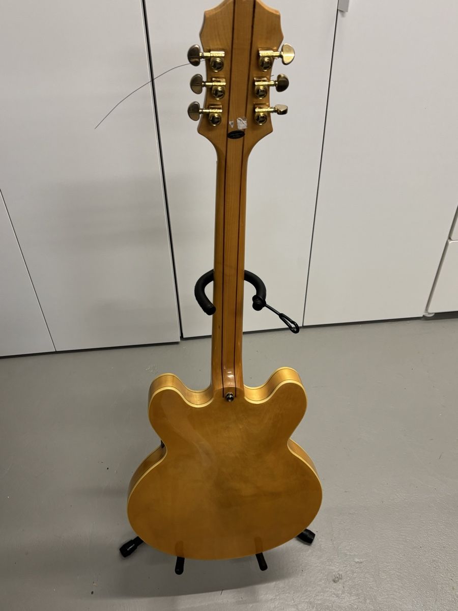 Epiphone Musikinstrumente: Epiphone Sheraton II – Gebraucht aus Malters von Leuchtenstaedtler 1