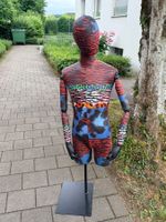Schaufensterpuppe zur offiziellen Kollektion von Kenzo x H&M