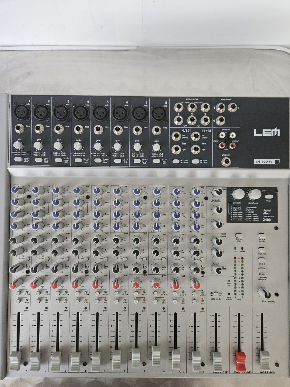 Lem Console di mixaggio: LEM 12-KANALMIXER RD 122 FX – Usato da Zürich venduto da Freblu48