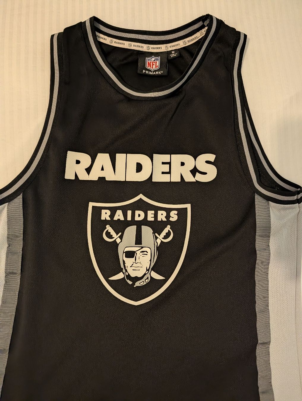 T-Shirts: Raiders Tanktop (Size M) – Gebraucht aus Zürich von CG_8 1