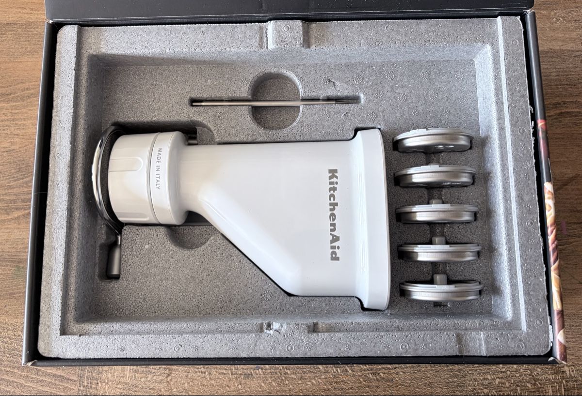 Kitchenaid Elettrodomestici da cucina: Kitchen Aid Pasta Zubehör – Nuovo e nell'imballaggio originale da Hombrechtikon venduto da AvatariusMaximus 1