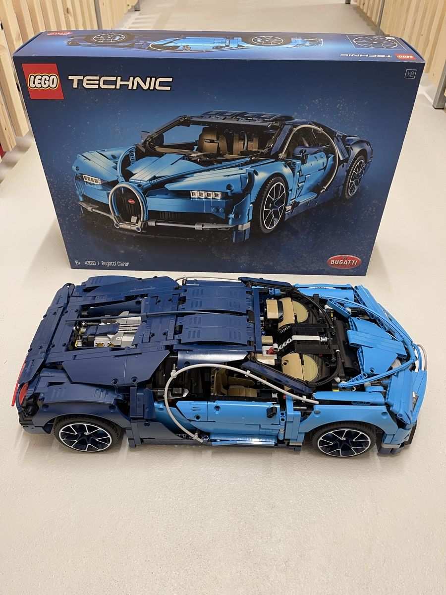 Lego Spielzeuge: Lego Bugatti Chiron – Gebraucht aus Zürich von Thierryn01 1