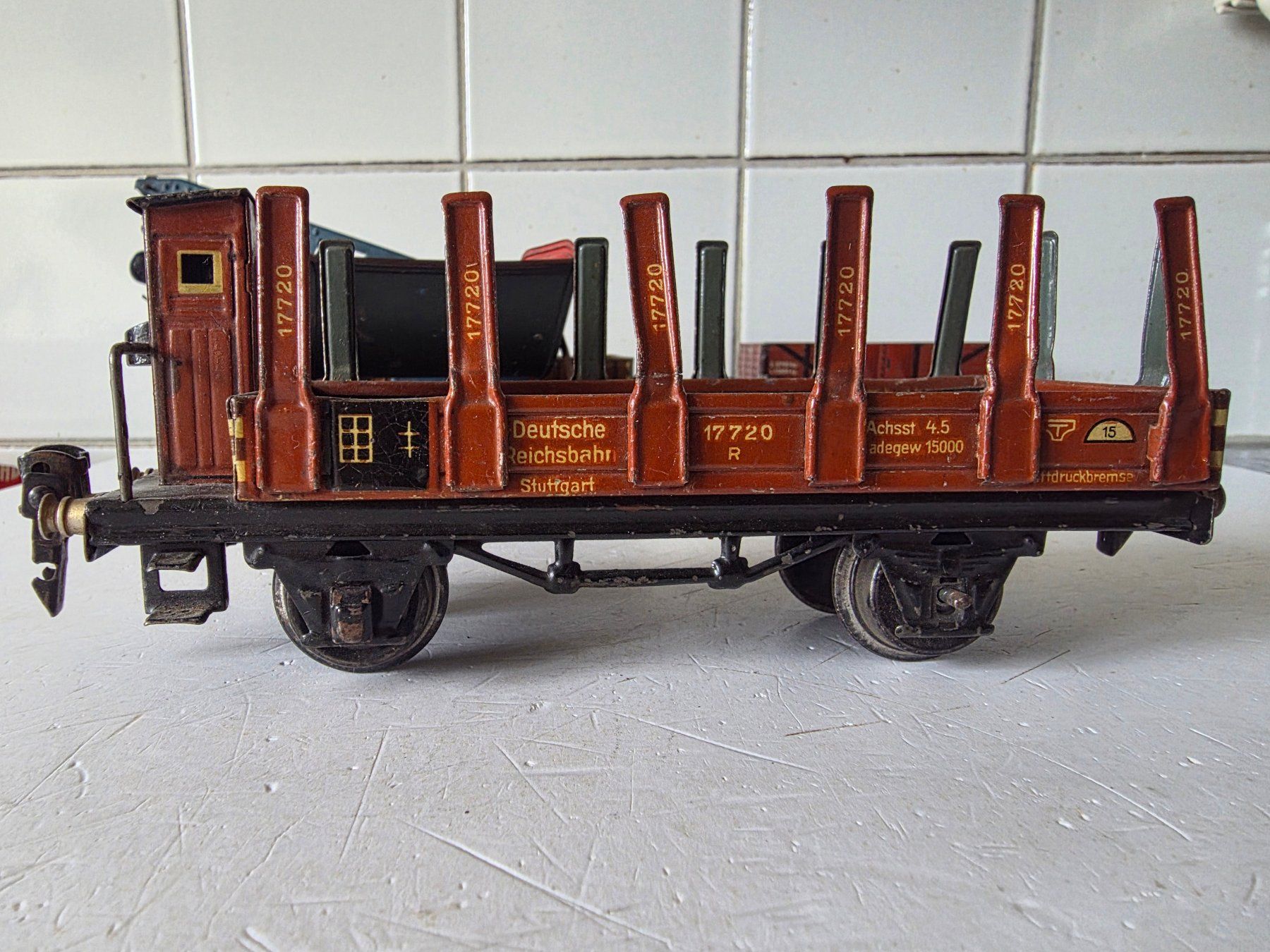 Märklin Modelleisenbahnen: 5 Stück verschiedene Güterwagen – Gebraucht aus Seuzach von Loeckeli01 3