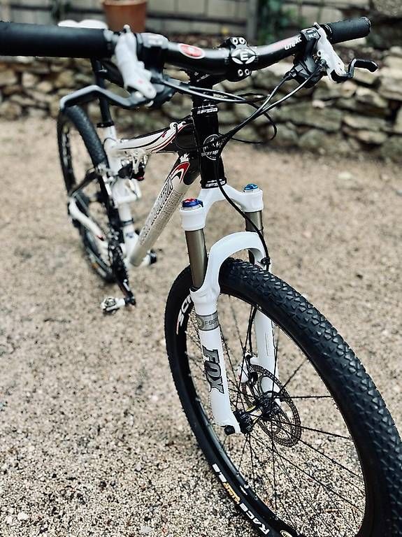 Biciclette: Mountainbike Rocky Mountain Element 50 – Usato da Basel venduto da fawema 1