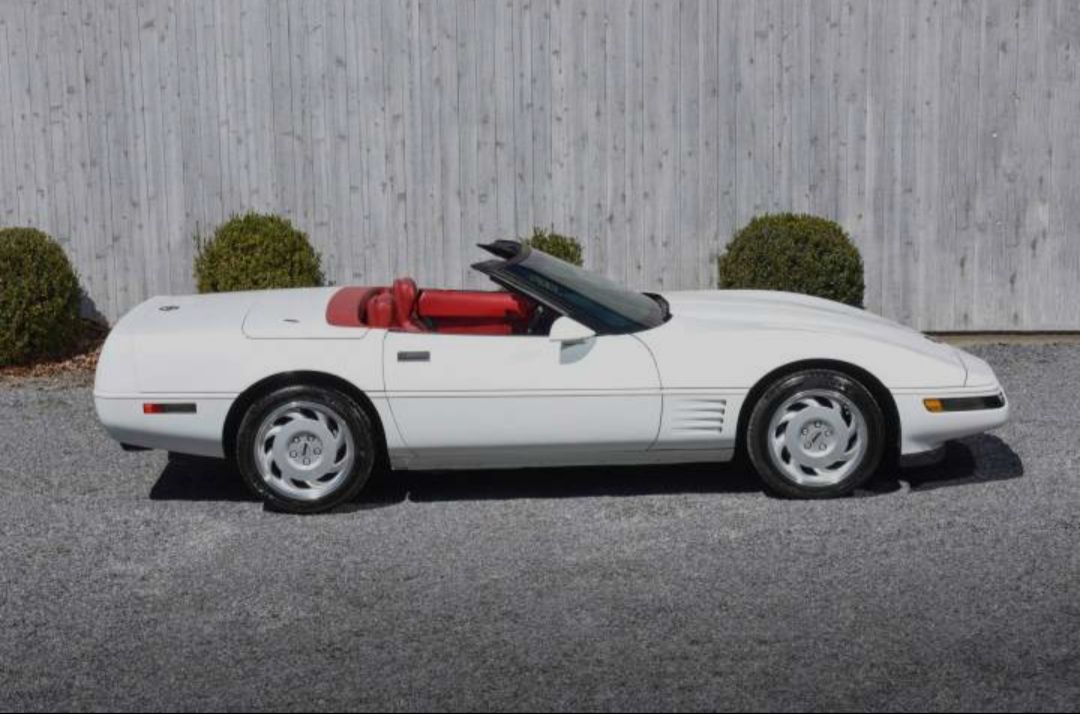 Chevrolet Automobili: Corvette c4 – Usato da Chernex venduto da Lama1822 2