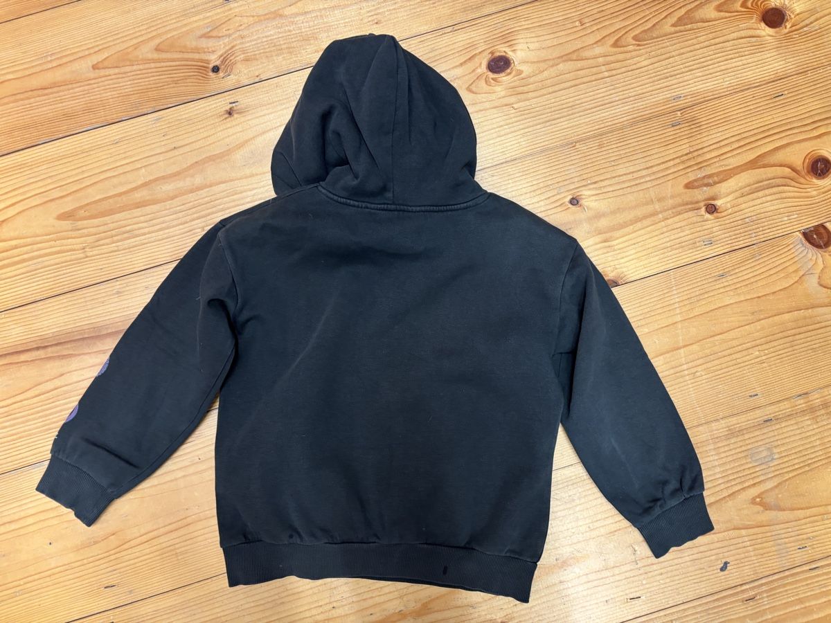H&M Pullover & Sweatshirts: H&M Kapuzenpullover E.T., Grösse 122/128 – Gebraucht aus Büren an der Aare von Nikito2001 2