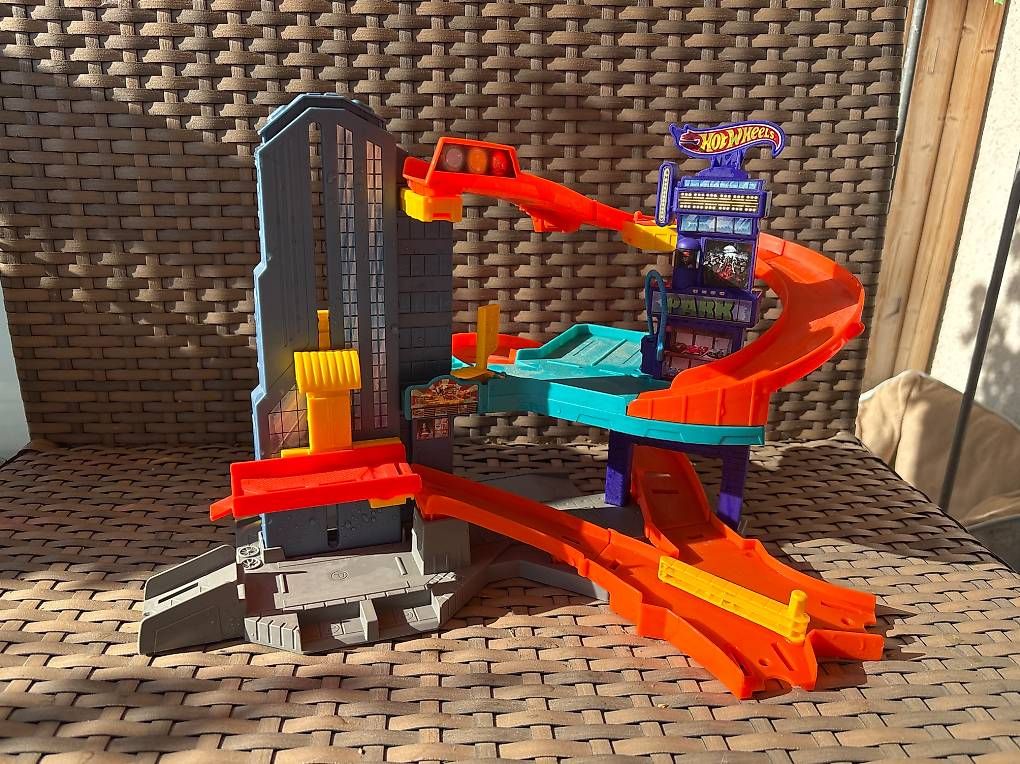 Giocattoli: Hotwheels Bahn – Usato da Lätti venduto da moerli09