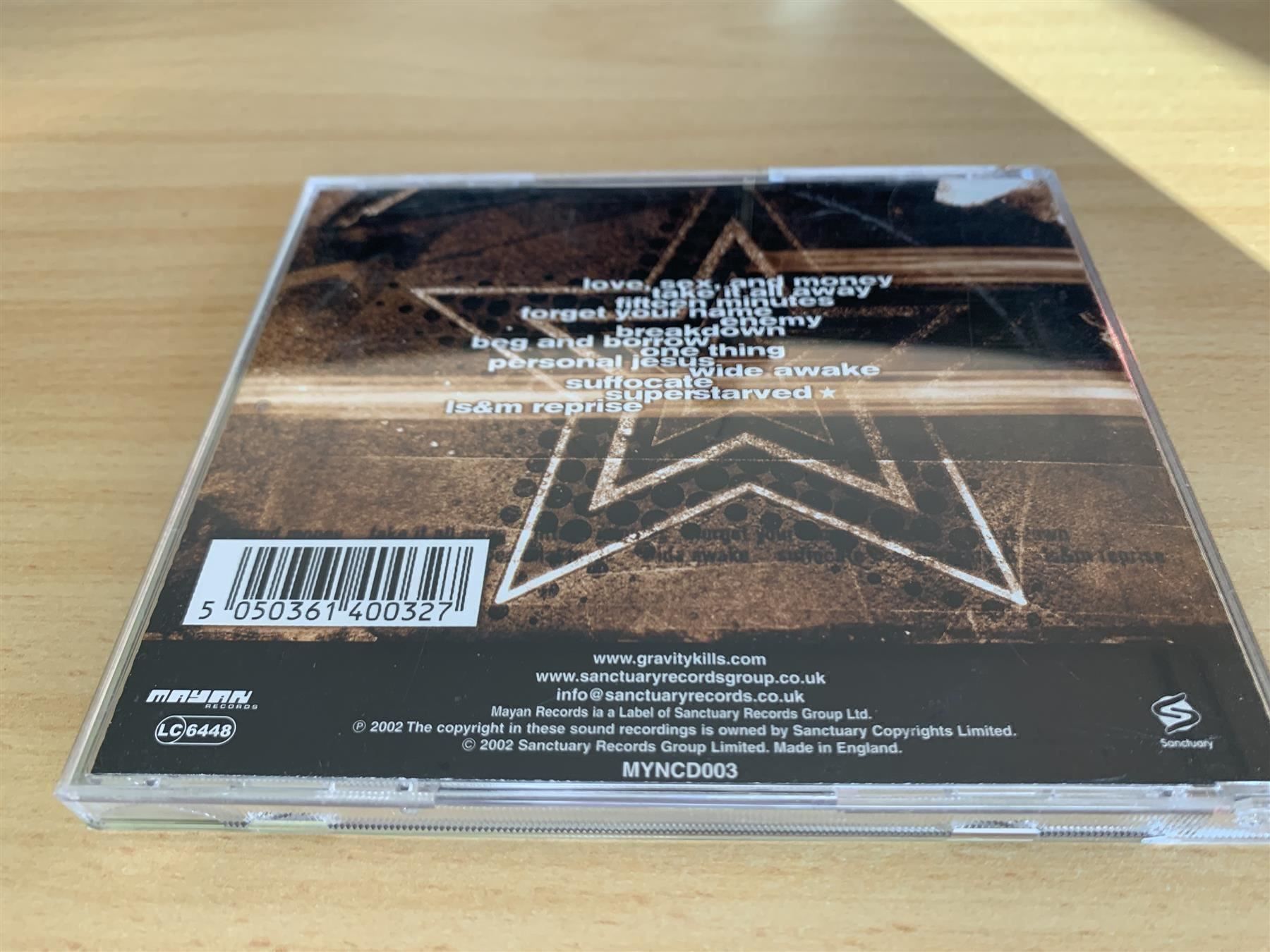 CD: Gravity Kills – Superstarved – Usato da Rikon im Tösstal venduto da Alpenmutz 1