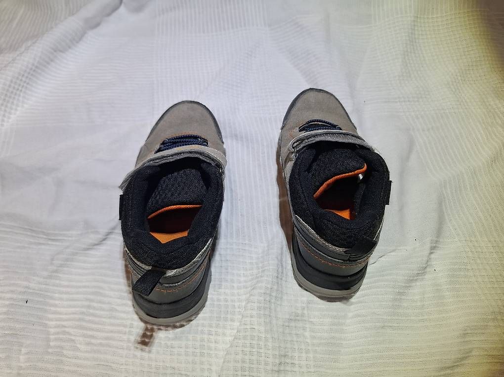 Scarpe per ragazzi: Fila Trekkingschuhe Gr. 35 – Usato da Greifensee venduto da Timerons 4