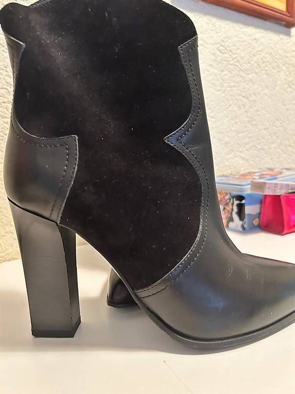 Damenschuhe: Bottines – Gebraucht aus Monthey von oks_p9gg