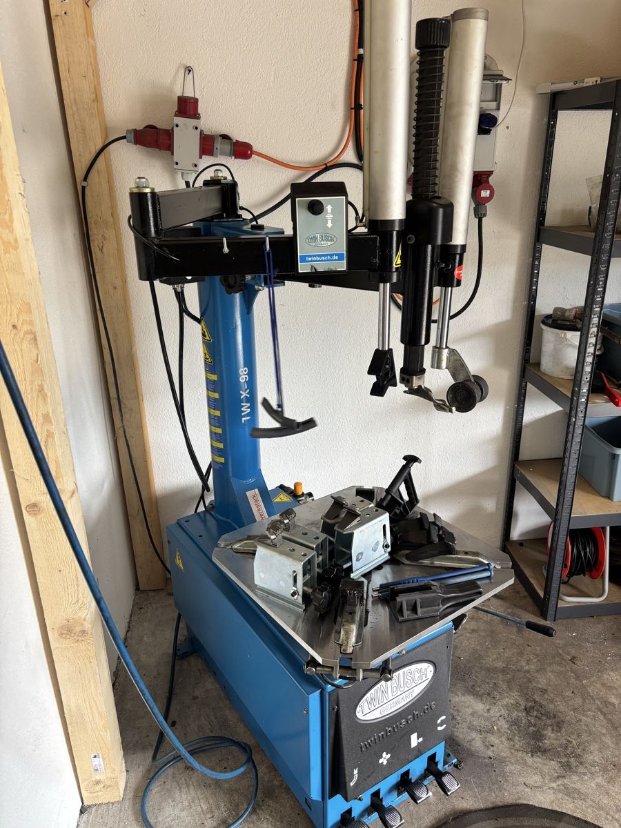 Twin Busch Alle Maschinen: Pneumontiermaschine Twinbusch TWX -98 – Gebraucht aus Derendingen von Veysicici 1