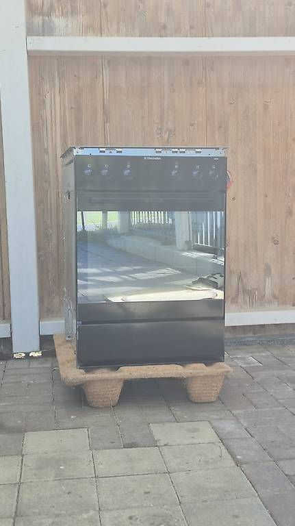 Cuisinières: Electrolux Einbaubackofen mit Glaskeramikkochfeld 60 cm – D'occasion à Zeihen par isabel.pfister 3