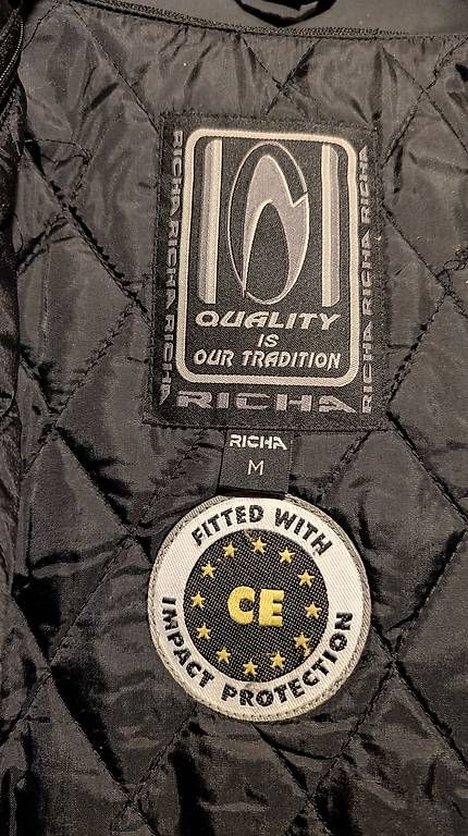 Giacche: Richa Motorradjacke Grösse M – Usato da Langnau i. E. venduto da blu_7xhw 2
