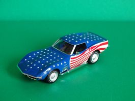 Chevy Corvette C3 "Stars & Stripes" von Brekina 1/87