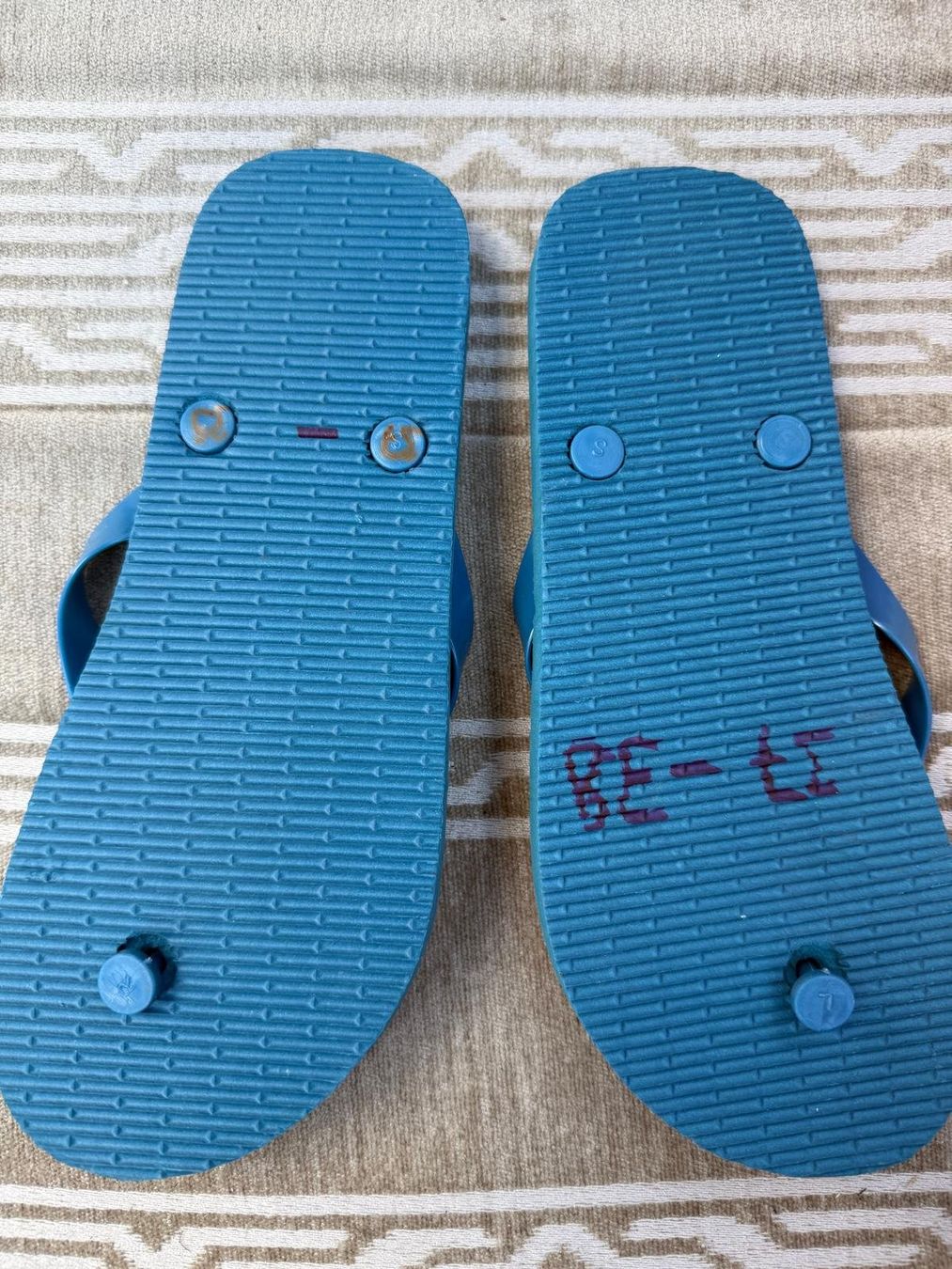 Chaussures hommes: Flip-Flops – D'occasion à Flawil par Stella_3 4