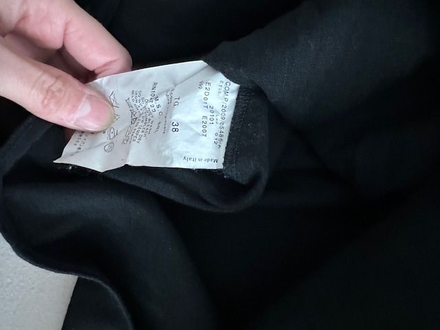 Armani Tute: Emporia Armani romper – Usato da Dallenwil venduto da ZD2019 2
