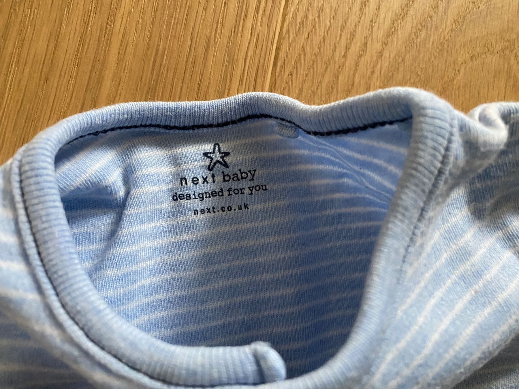 Next Pyjamas & Ähnliches: Mega herziger Strampler Next Baby 56 – Gebraucht aus Trachslau von M_Schmid81 2