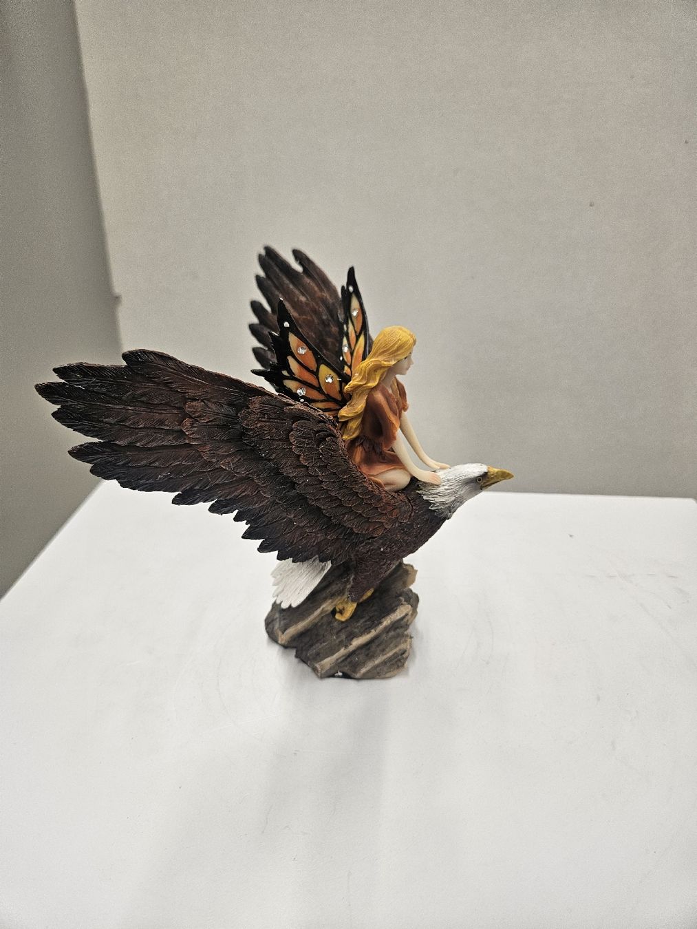 Statuette: Fee auf Weisskopfseeadler Neu  – Nuovo e nell'imballaggio originale da Dielsdorf venduto da Kenan997 4