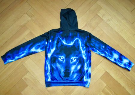 leichter Pullover mit Kapuze / Hoodie (Sujet Wolf), Gr. M