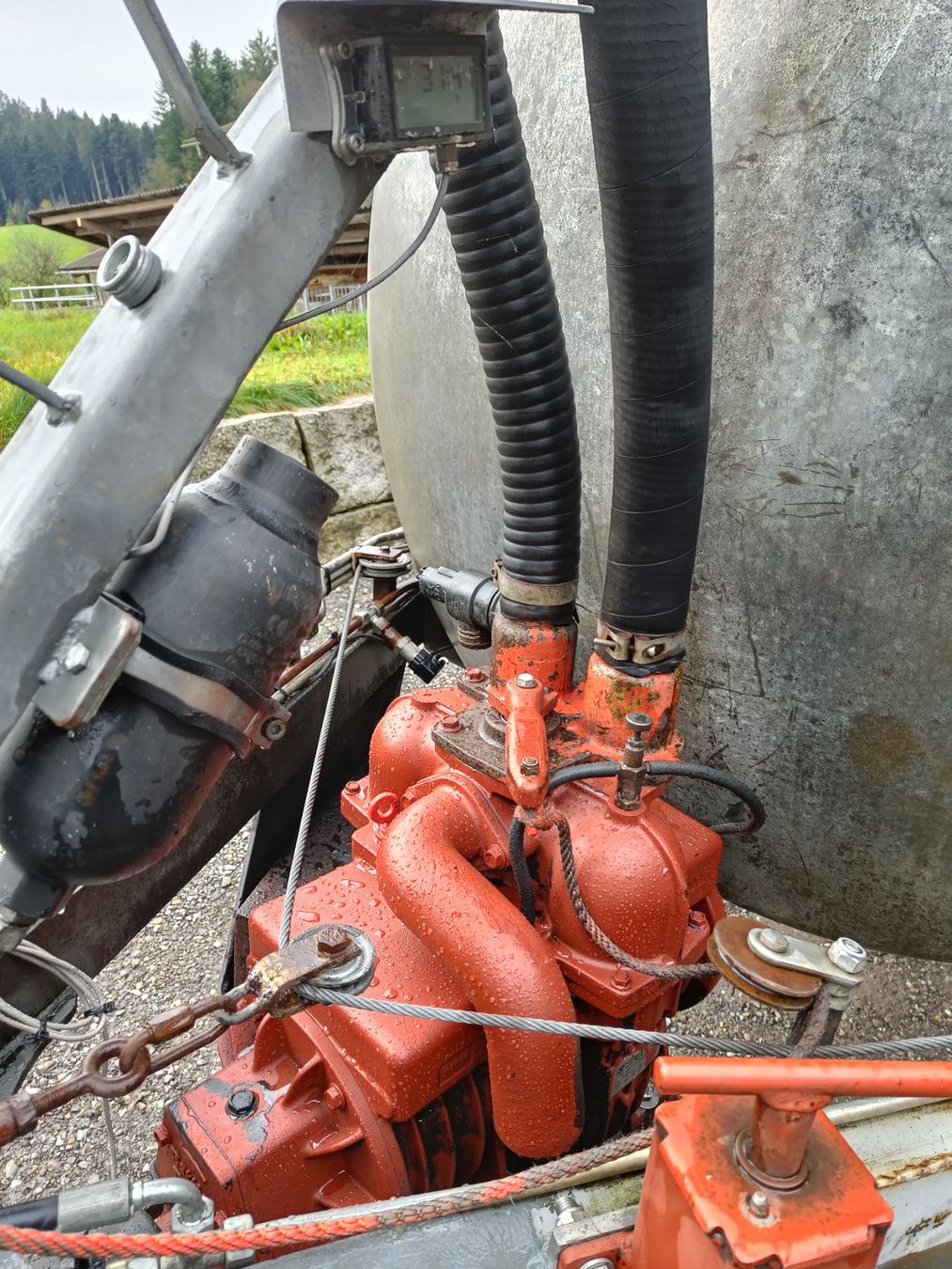 Tutte le macchine: Güllefass 6000l mit Schleppschuhverteiler 7m – Usato da Neuenkirch venduto da Steyr_Profi 4