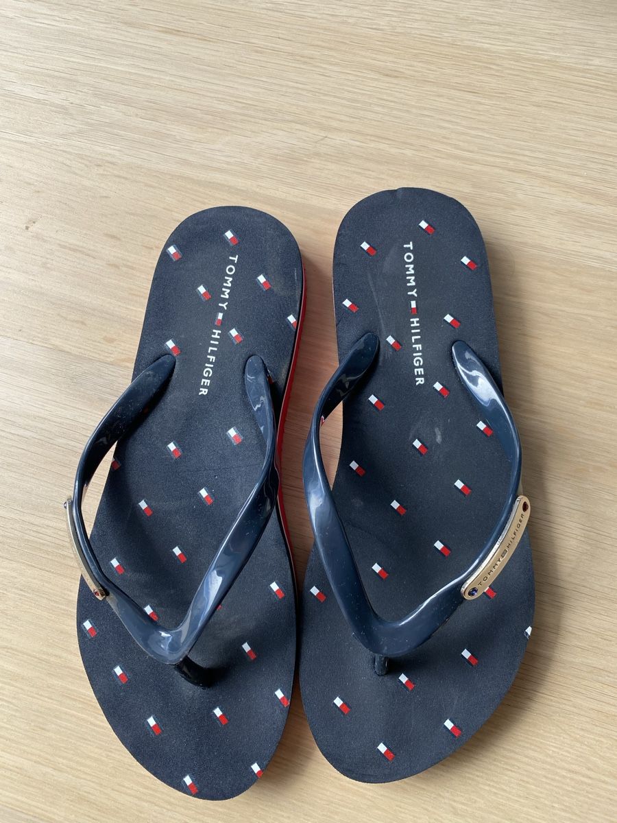 Tommy Hilfiger Damenschuhe: Tommy Hilfiger Flip Flops, Grösse 38 – Gebraucht aus Winterthur von marisole4 1
