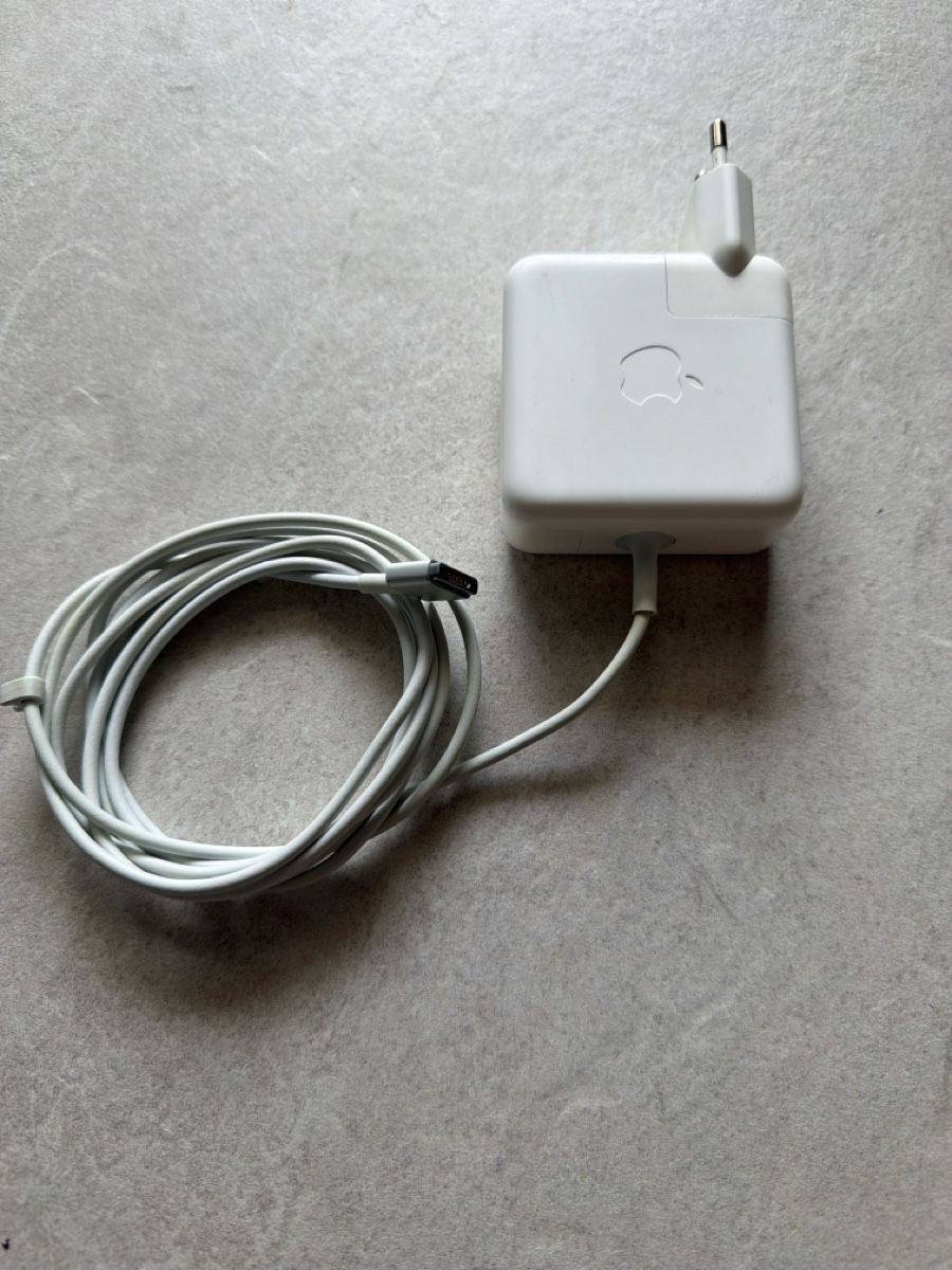 Ladegerät: MacBook Ladekabel – Gebraucht aus Buttikon SZ von alf_g6sd
