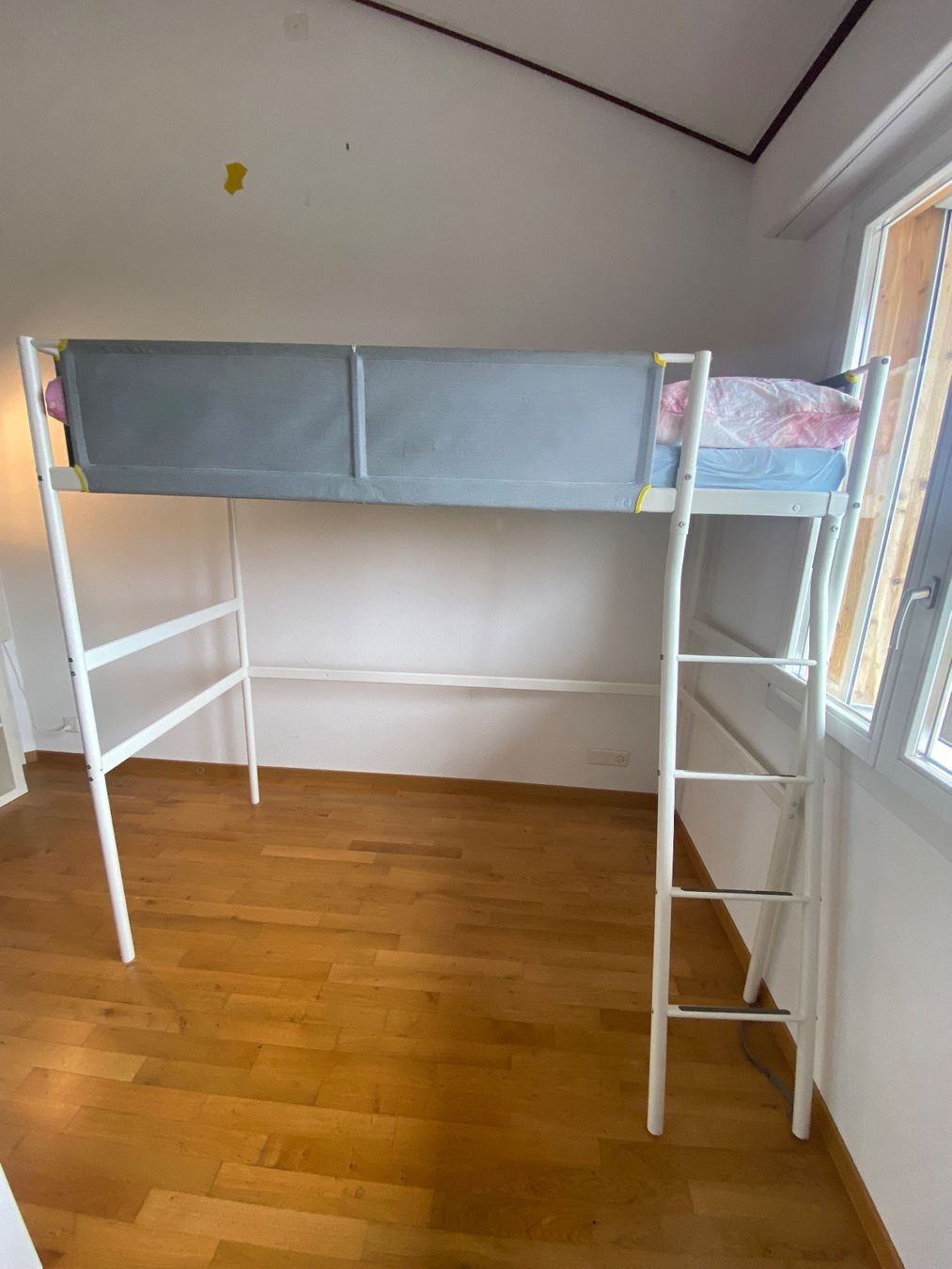 Ikea Letti: Hochbett weiss 90 x 200m – Usato da Seftigen venduto da Nordmann20 2