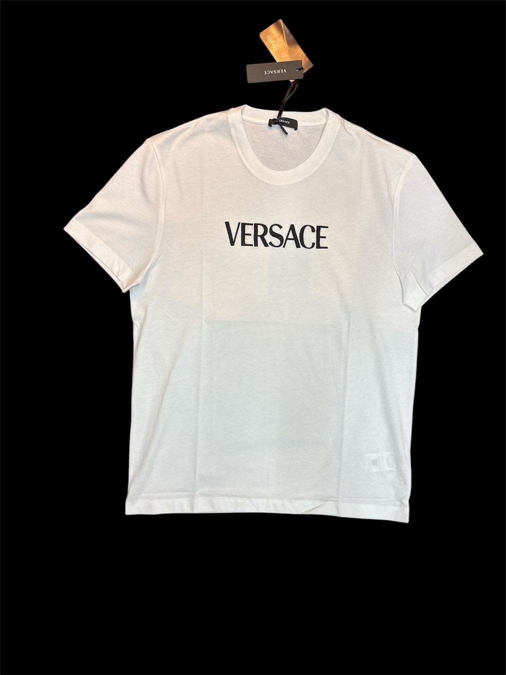 Versace T-shirt: Versace White Logo T-Shirt – Usato da Lachen SZ venduto da HelvetiaLuxury