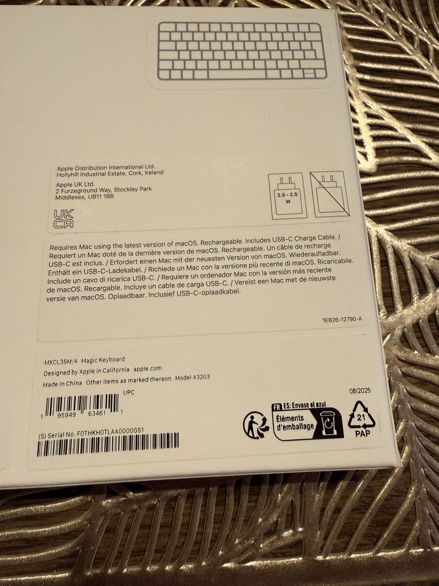 Apple Claviers: Apple Magic Keyboard USB-C – Schweizer Layout – OVP – D'occasion à Lufingen par Flava3301 3