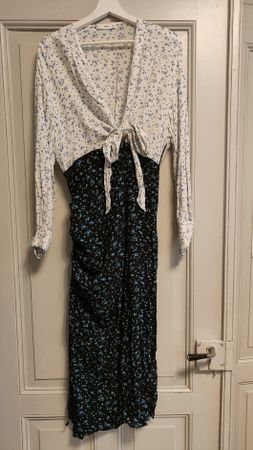 Mango Midikleid mit Wickeltop, M