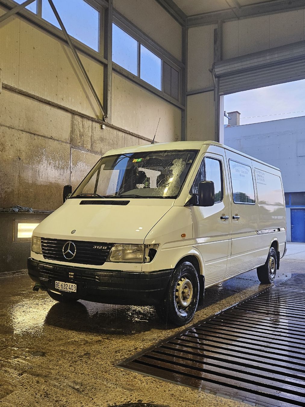 Mercedes-Benz Véhicules utilitaires: Mercedes Sprinter 312D – D'occasion à Lyss par sisei6920