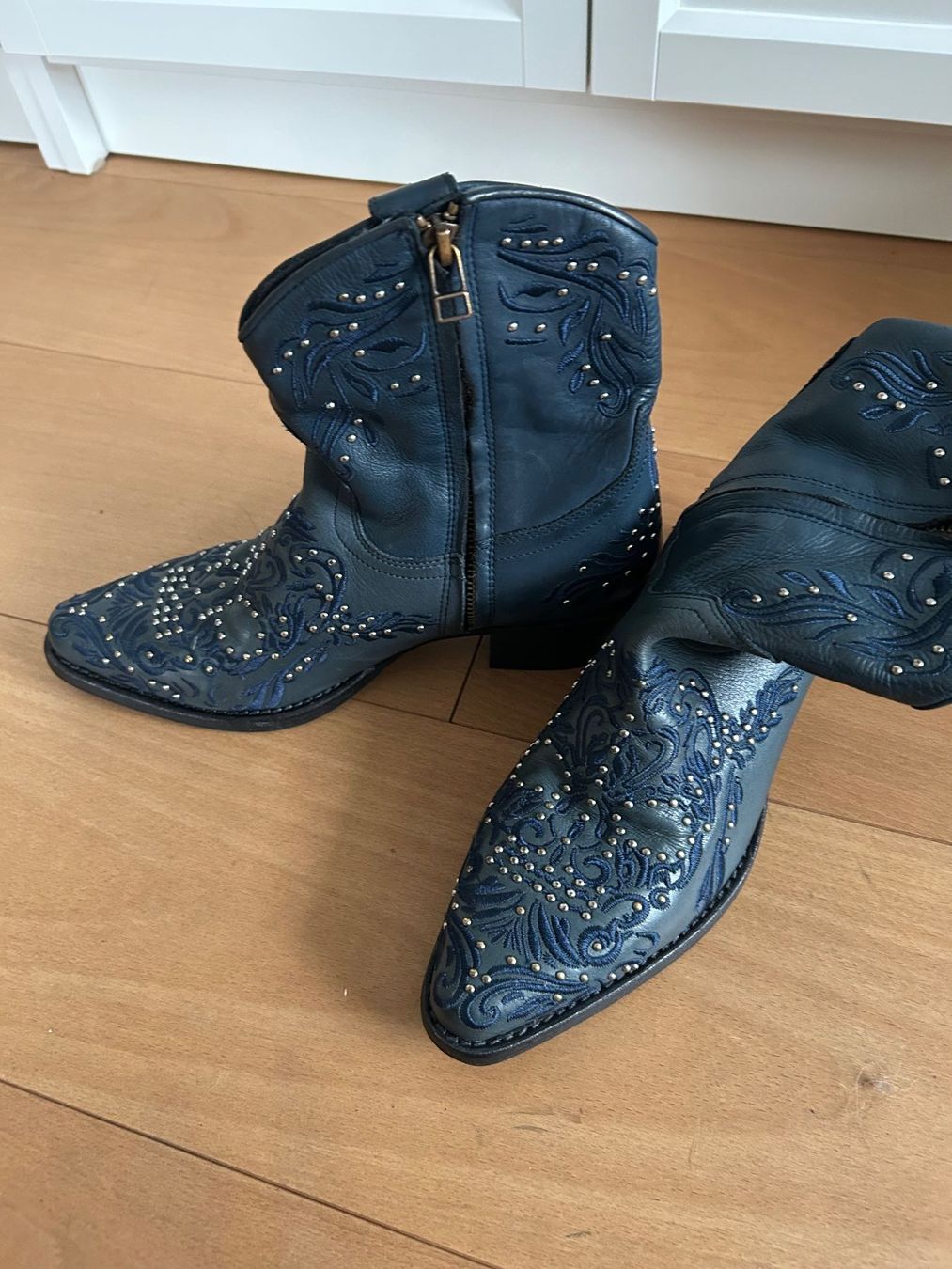 Scarpe da donna: Lederstiefelette – Nuovo (secondo la descrizione) da Luzern venduto da lou4444 2