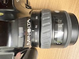 Fotokamera MINOLTA 7000i mit Blitz