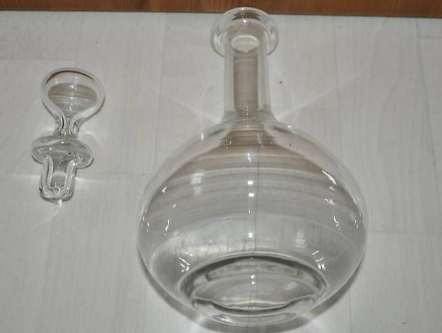 Glasi Hergiswil Karaffen: Glaskaraffe mit Stopfen von der Glasi Hergiswil Schnäppchen – Gebraucht aus Oberrüti von ELALL 3