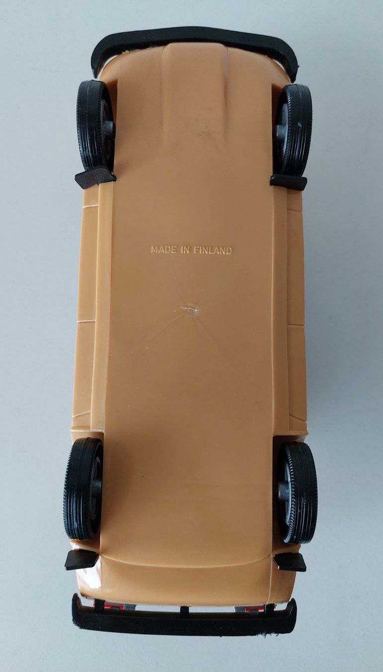 Saab Modellini d'auto: SAAB 99 L Stahlberg Modell 1:20 – Usato da Schenkon venduto da TG10 6