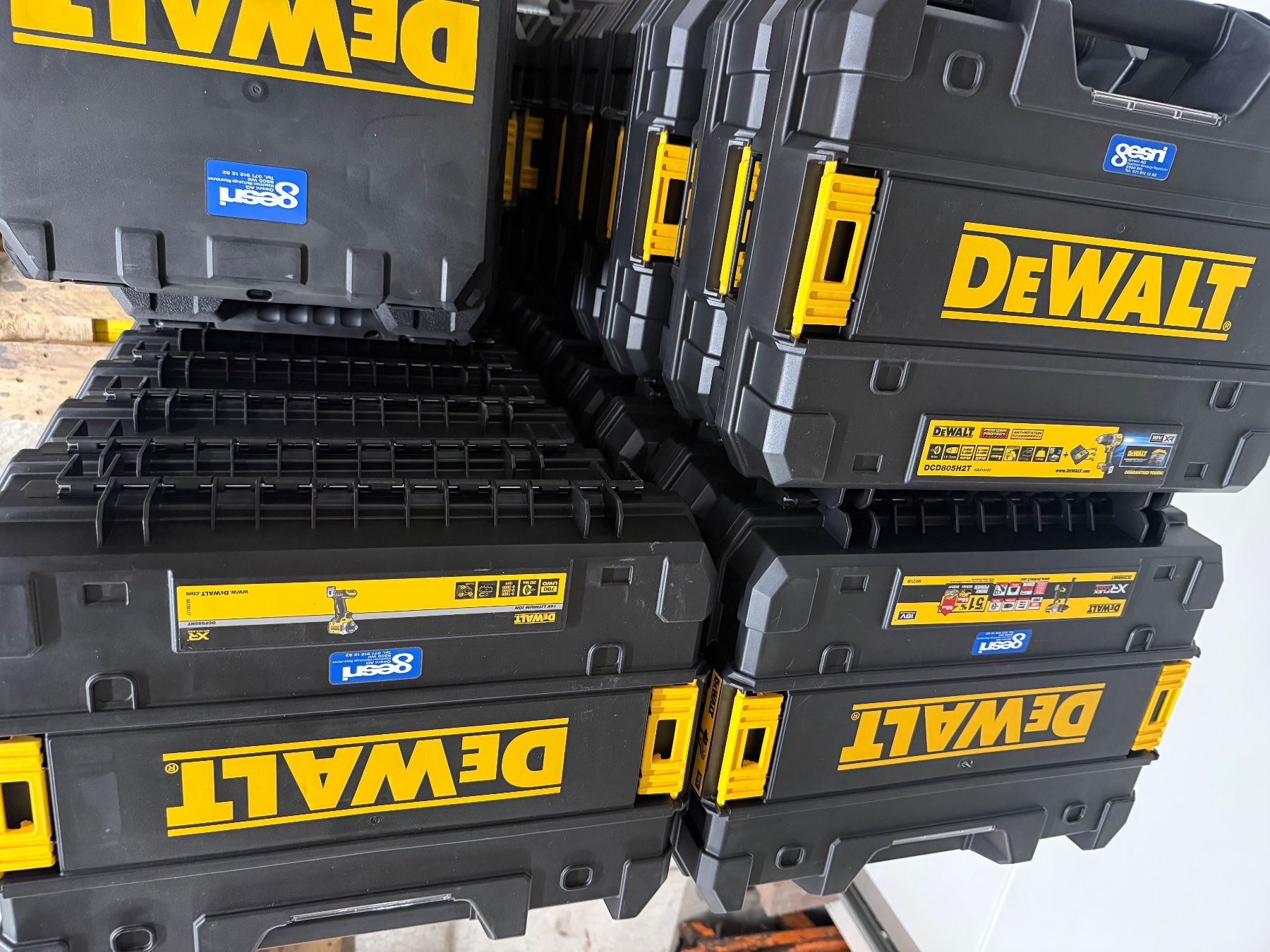 Dewalt Tous les outils: 1 Posten Dewalt Koffer – Neuf (Voir description) à Wil SG par Nayag69 3