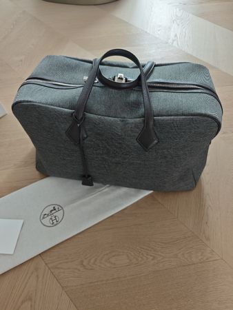 HERMÈS Victoria Travel Bag Canvas + Leder