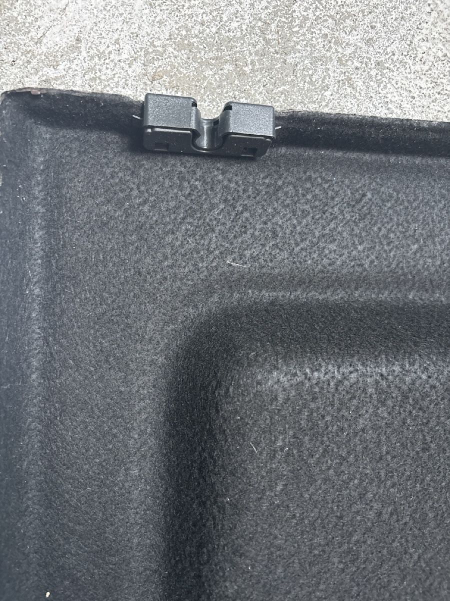 Opel Tutti pezzi di ricambio auto: Tablette de coffre Opel Meriva – Usato da Chexbres venduto da pbm16 1