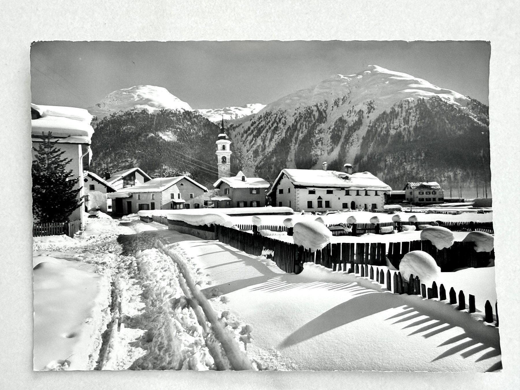 Cartoline postali: Bever Oberengadin, alte Postkarte – Usato da Lommis venduto da Smartini