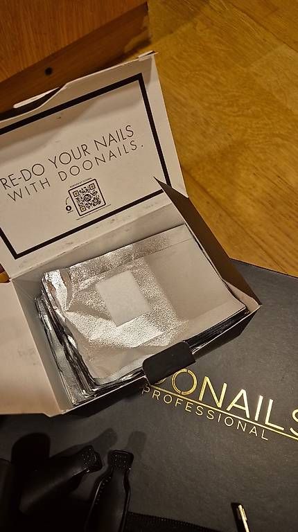 Ongles artificiels: Doonails Dip Set – D'occasion à Haslen AI par Merida33 1