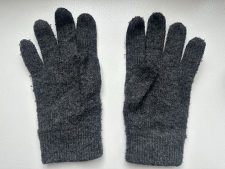 Grey touchscreen gloves