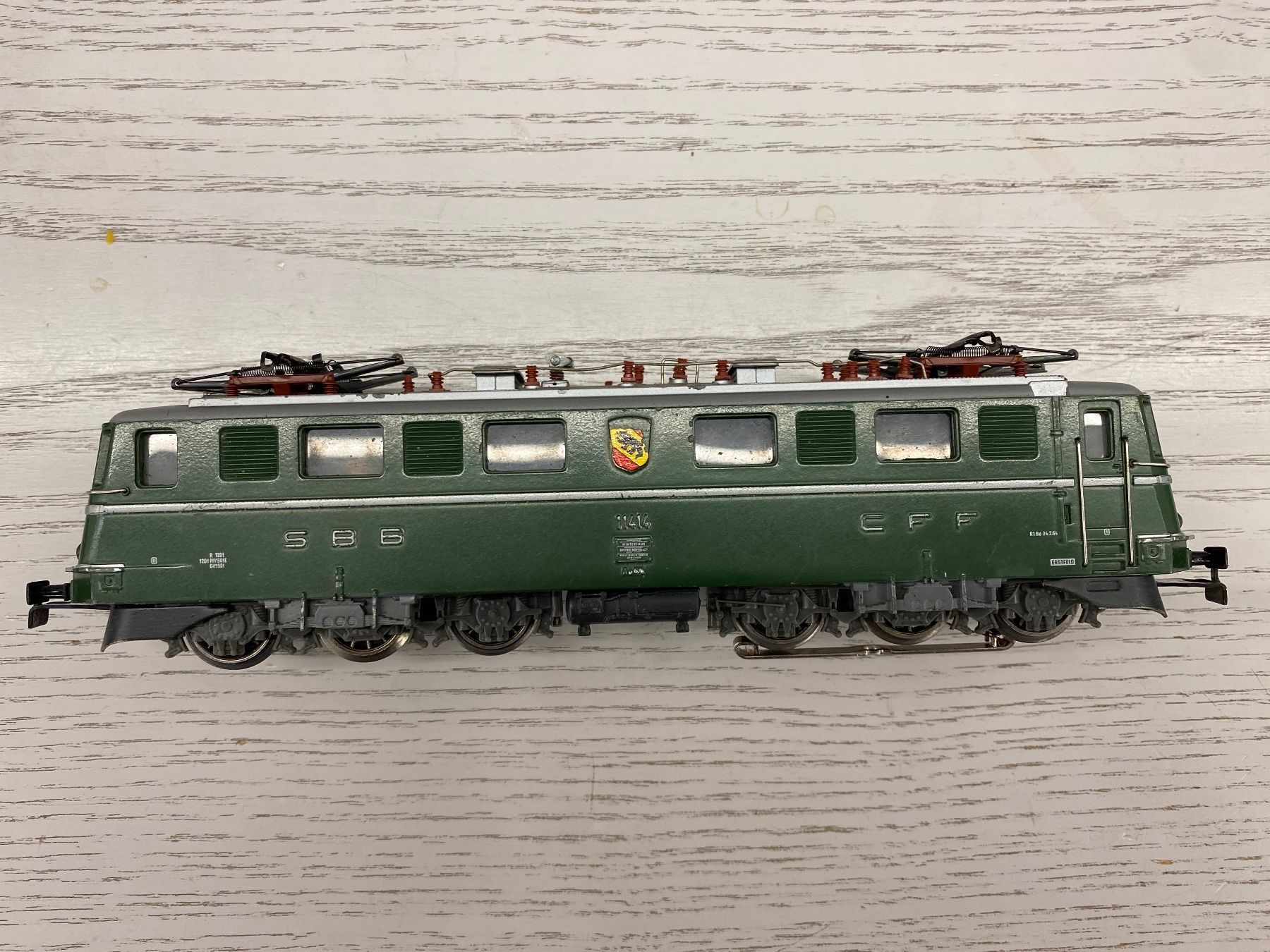 Märklin Modellini di ferrovie: Märklin 3050 SBB Ae6/6 digital – Usato da Lupsingen venduto da New-Haven 2