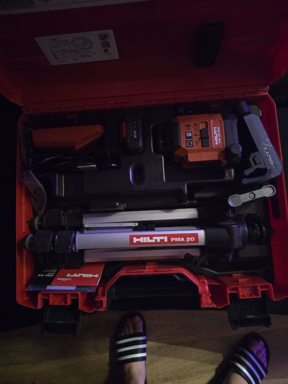 Hilti Mesurer: Hiltilaser – D'occasion à Welschenrohr par Nuwolina 2