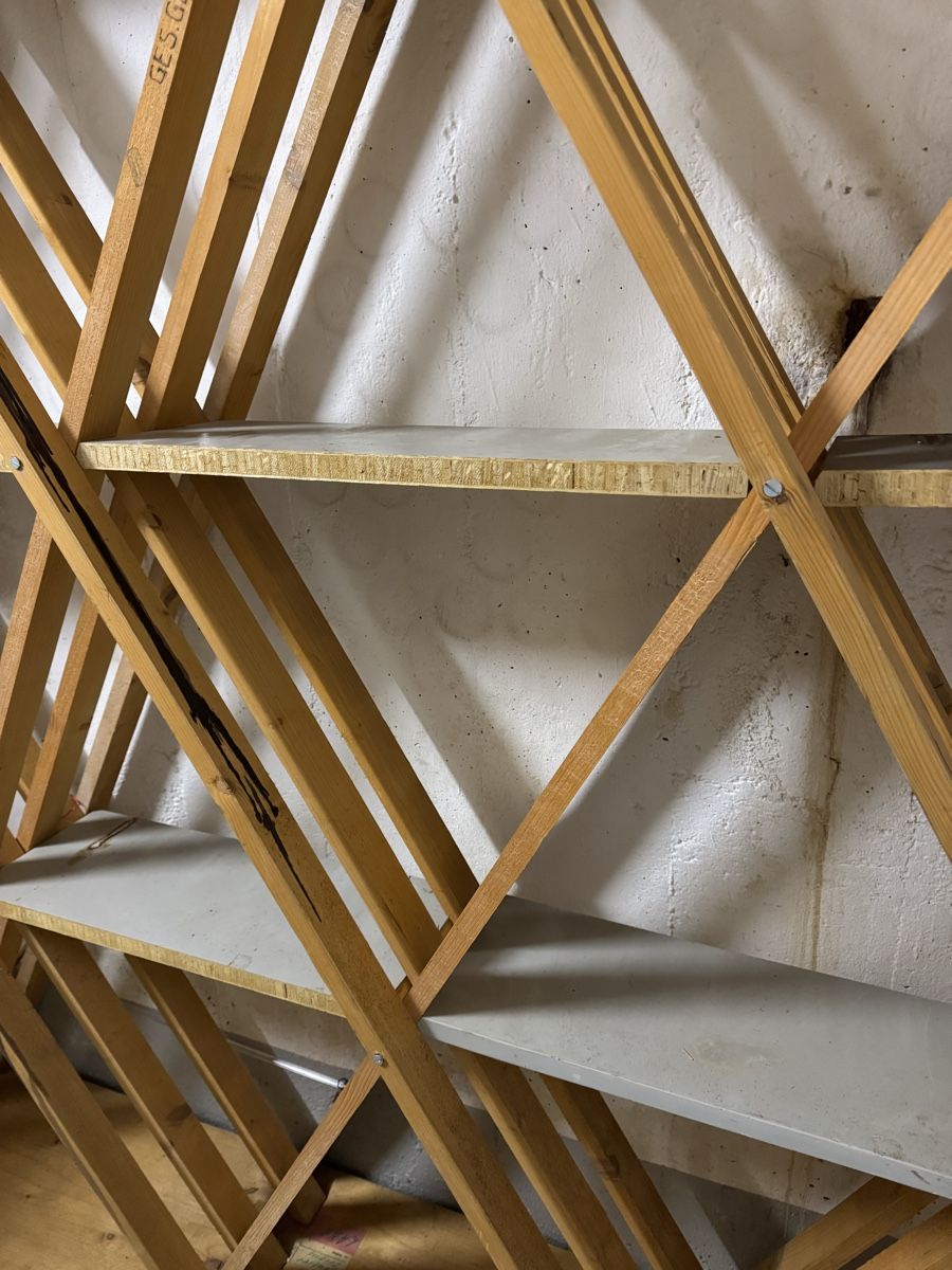 Scaffali: Weinregal, Holz, gebraucht – Usato da Le Sentier venduto da flo_dcg6 4