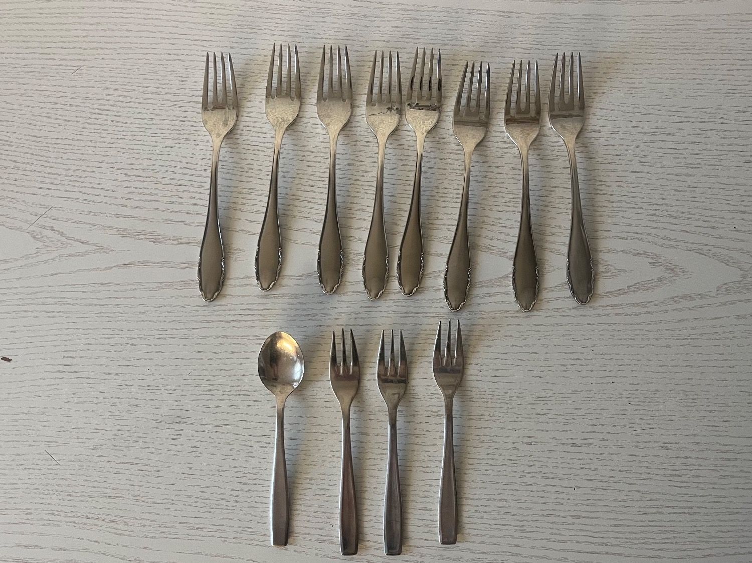 WMF Set di posate: 12-teiliges WMF Silberbesteck Set – Usato da Zürich venduto da Jackienette